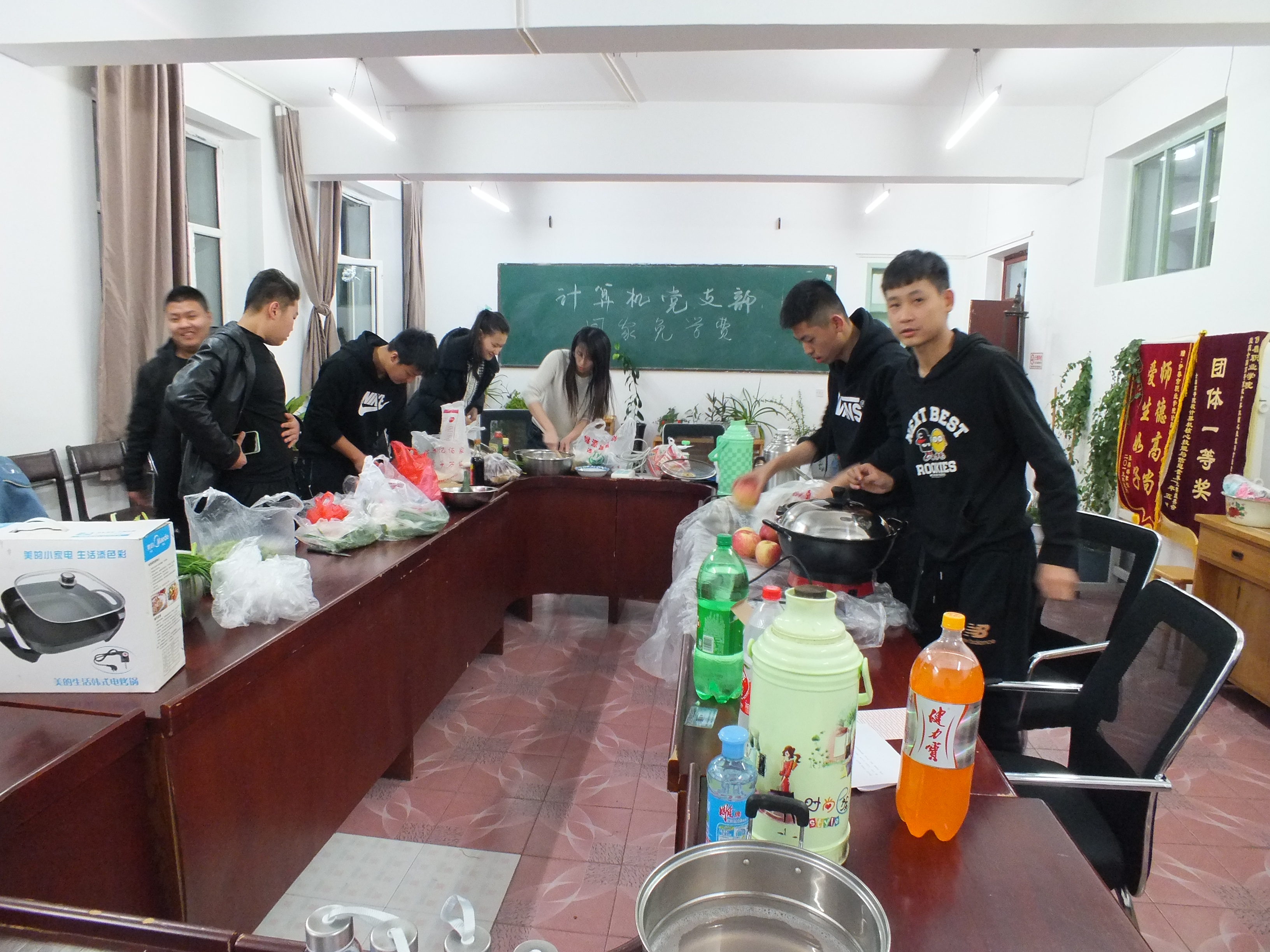 冬至不寒，有家更暖——计算机学院立冬聚餐