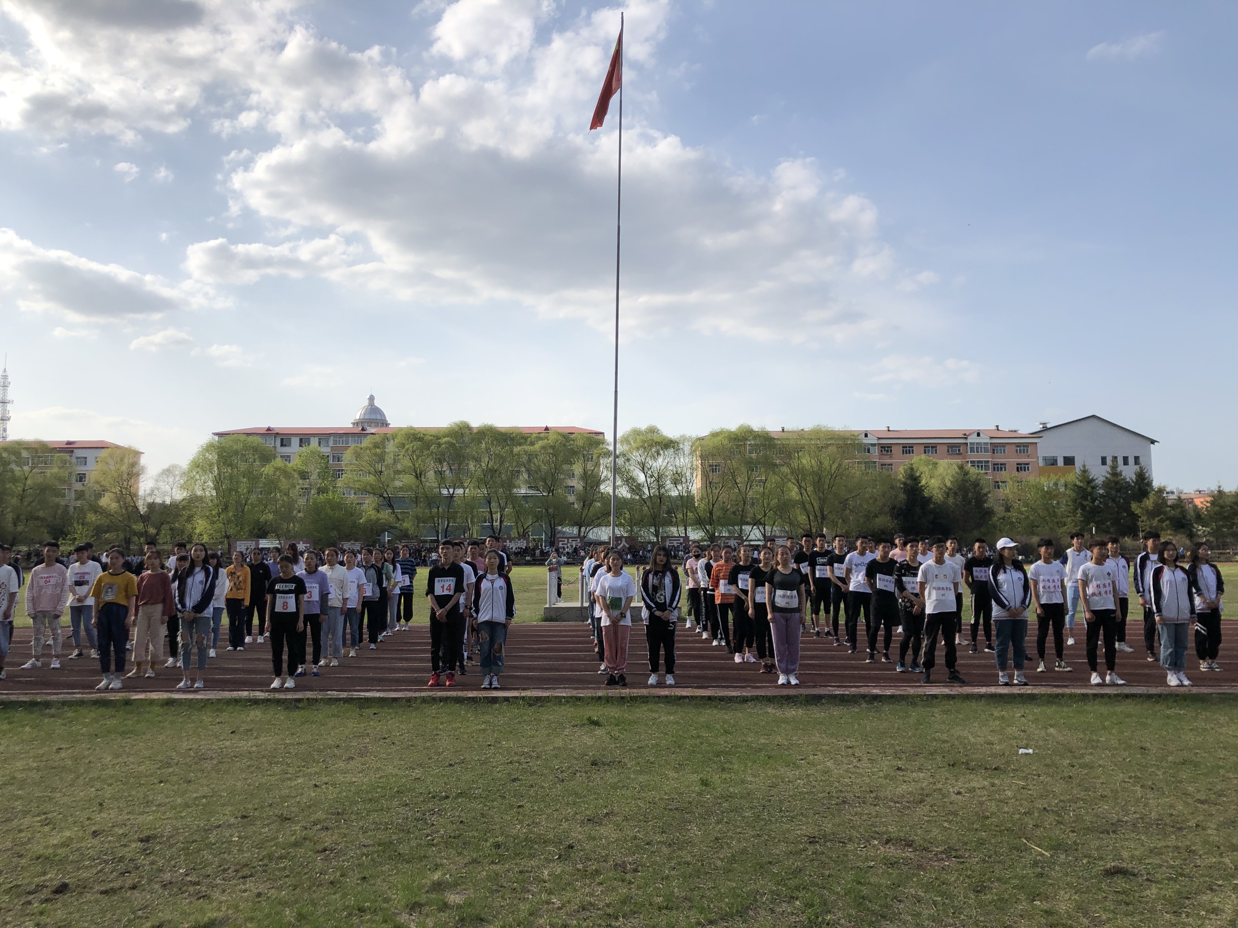 德甲官方中文网站举办2019年学生迎春场地接力比赛 德甲官方中文网站举办2019年学生迎春场地接力比赛
