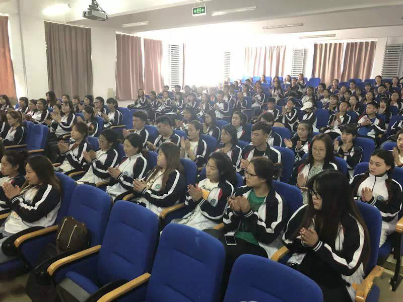 德甲官方中文网站与加美特公司初步达成联合办学意向
