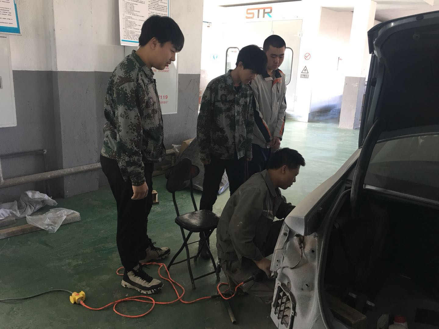 新学期_新征程---半工半读学徒制的继续深入 新学期_新征程---半工半读学徒制的继续深入