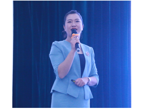 我院礼仪教师为基层县政府工作人员做政务礼仪培训 我院礼仪教师为基层县政府工作人员做政务礼仪培训