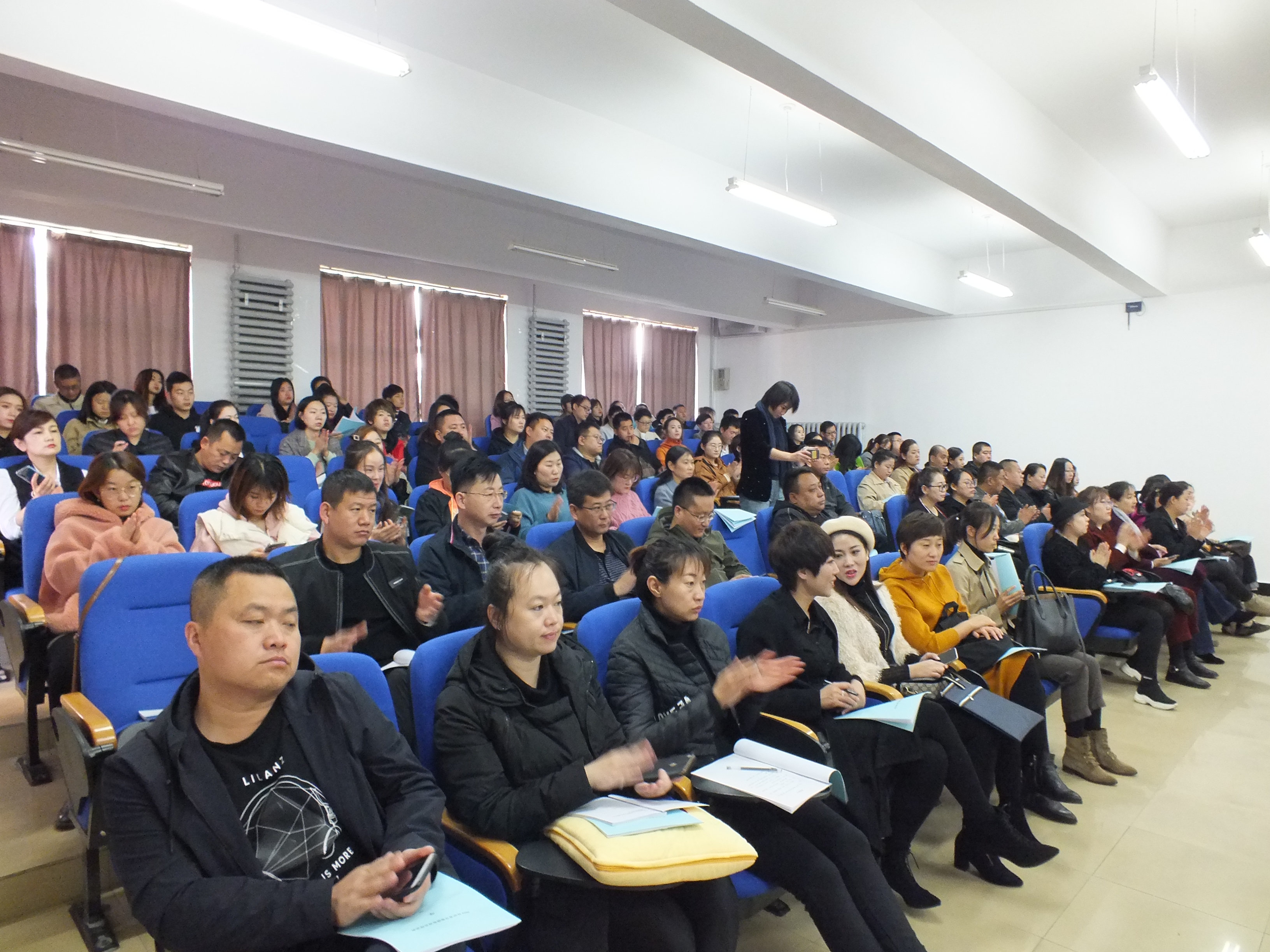 德甲官方中文网站举办全市旅游行业旅游咨询员职业技能提升培训班 德甲官方中文网站举办全市旅游行业旅游咨询员职业技能提升培训班
