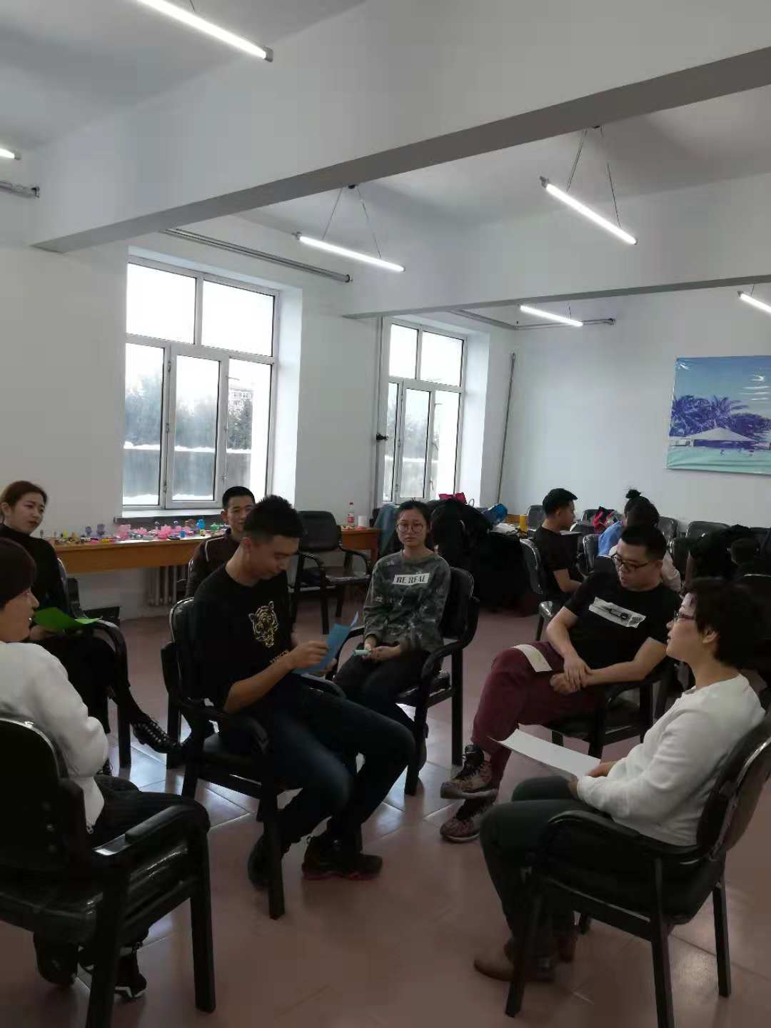 德甲举办“科学减压_促进心理健康”团体心理训练活动
